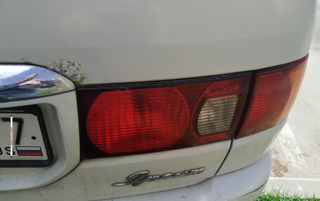 Toyota Ipsum II, 1999 год, 630 000 рублей, 3 фотография