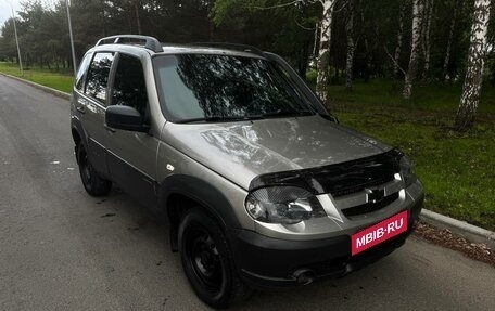Chevrolet Niva I рестайлинг, 2019 год, 685 000 рублей, 5 фотография