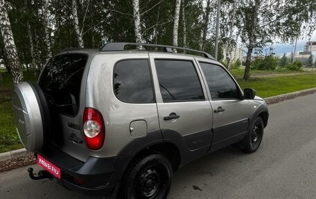 Chevrolet Niva I рестайлинг, 2019 год, 685 000 рублей, 9 фотография