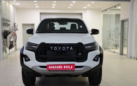Toyota Hilux VIII, 2025 год, 8 450 000 рублей, 2 фотография