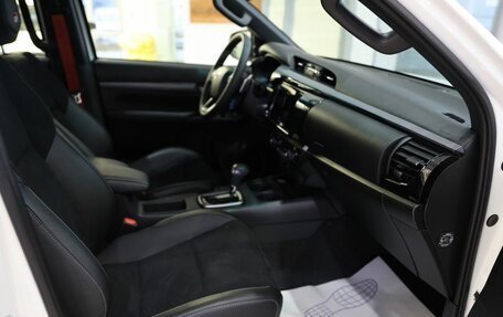 Toyota Hilux VIII, 2025 год, 8 450 000 рублей, 16 фотография