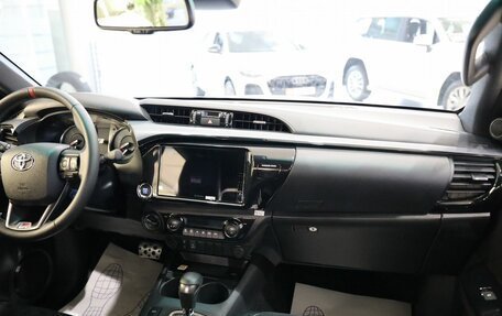 Toyota Hilux VIII, 2025 год, 8 450 000 рублей, 17 фотография