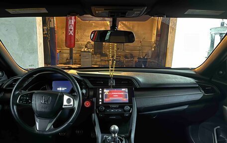 Honda Civic IX, 2017 год, 2 770 000 рублей, 7 фотография