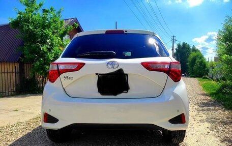 Toyota Vitz, 2018 год, 1 000 000 рублей, 4 фотография