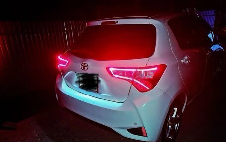 Toyota Vitz, 2018 год, 1 000 000 рублей, 8 фотография