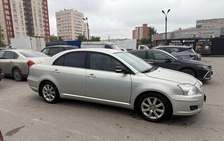 Toyota Avensis III рестайлинг, 2007 год, 690 000 рублей, 1 фотография