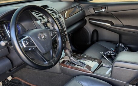 Toyota Camry, 2016 год, 1 790 000 рублей, 4 фотография
