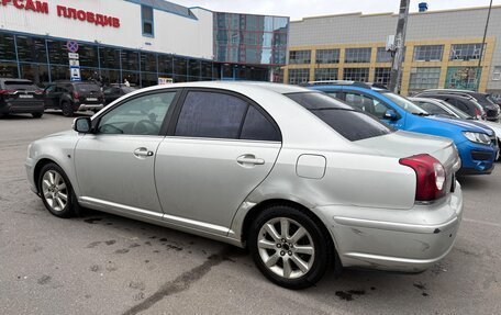 Toyota Avensis III рестайлинг, 2007 год, 690 000 рублей, 3 фотография