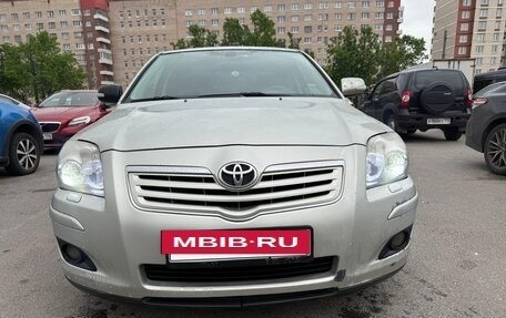 Toyota Avensis III рестайлинг, 2007 год, 690 000 рублей, 5 фотография