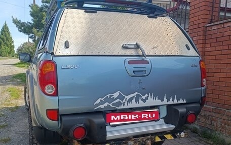 Mitsubishi L200 IV рестайлинг, 2007 год, 1 000 000 рублей, 3 фотография