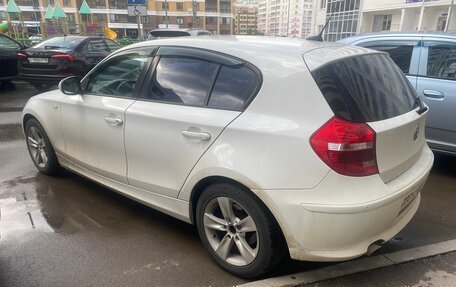 BMW 1 серия, 2011 год, 750 000 рублей, 5 фотография