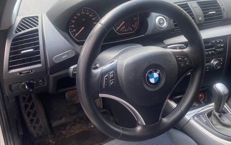 BMW 1 серия, 2011 год, 750 000 рублей, 6 фотография