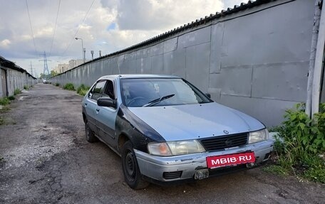 Nissan Sunny B14, 1995 год, 90 000 рублей, 1 фотография