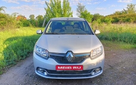 Renault Logan II, 2016 год, 675 000 рублей, 1 фотография