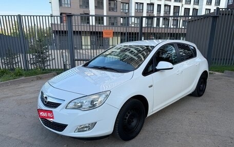 Opel Astra J, 2012 год, 690 000 рублей, 1 фотография