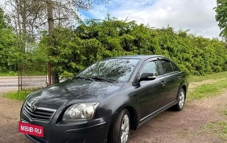 Toyota Avensis III рестайлинг, 2008 год, 599 000 рублей, 2 фотография