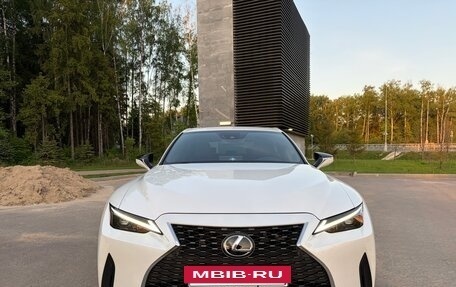 Lexus IS III, 2020 год, 4 950 000 рублей, 4 фотография
