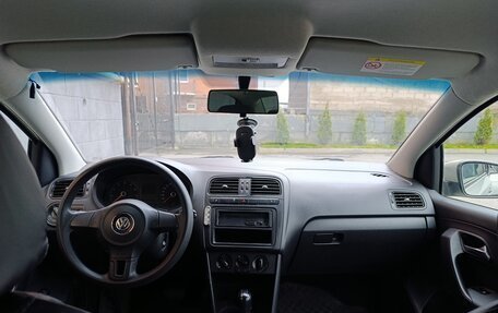 Volkswagen Polo VI (EU Market), 2012 год, 700 000 рублей, 6 фотография