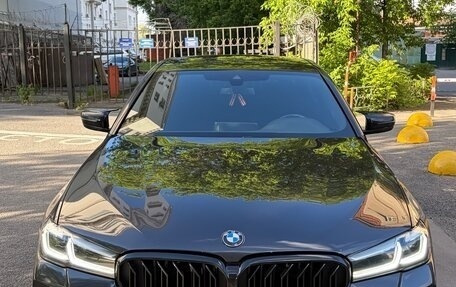 BMW 5 серия, 2020 год, 3 790 000 рублей, 3 фотография