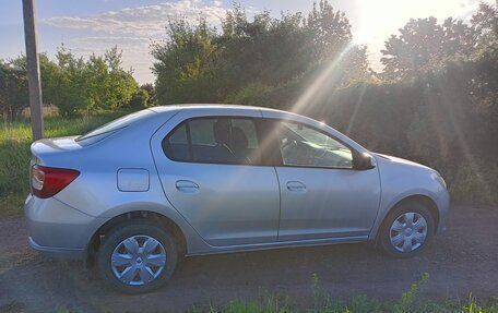 Renault Logan II, 2016 год, 675 000 рублей, 6 фотография