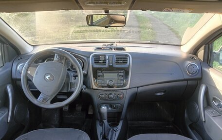 Renault Logan II, 2016 год, 675 000 рублей, 14 фотография