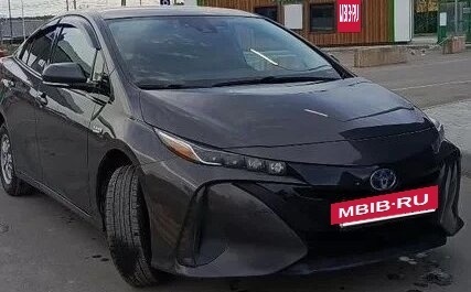 Toyota Prius IV XW50, 2018 год, 1 999 999 рублей, 2 фотография
