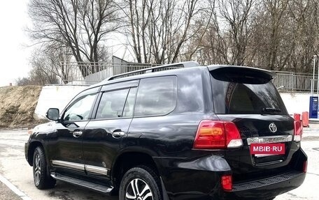 Toyota Land Cruiser 200, 2013 год, 5 200 000 рублей, 2 фотография