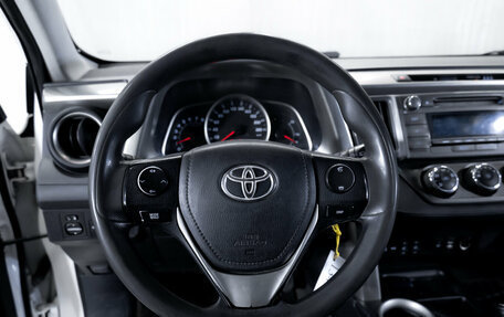 Toyota RAV4, 2015 год, 2 250 000 рублей, 15 фотография