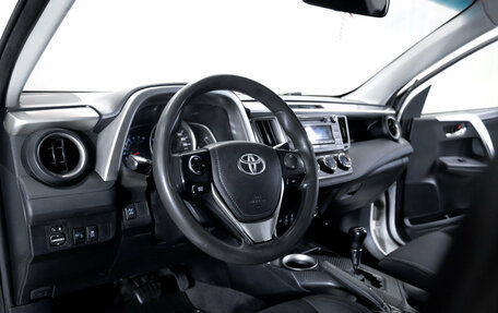 Toyota RAV4, 2015 год, 2 250 000 рублей, 13 фотография