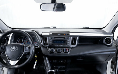Toyota RAV4, 2015 год, 2 250 000 рублей, 14 фотография