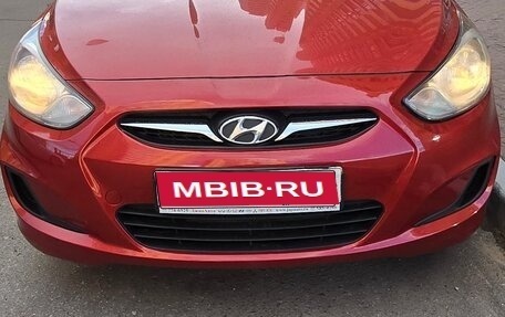 Hyundai Solaris II рестайлинг, 2013 год, 710 000 рублей, 1 фотография