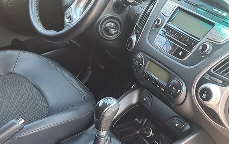 Hyundai ix35 I рестайлинг, 2012 год, 950 000 рублей, 12 фотография