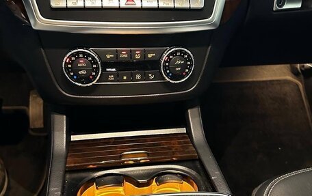 Mercedes-Benz GL-Класс, 2015 год, 6 фотография