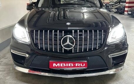 Mercedes-Benz GL-Класс, 2015 год, 25 фотография