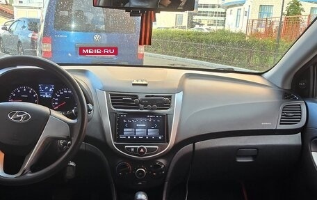 Hyundai Solaris II рестайлинг, 2013 год, 710 000 рублей, 15 фотография