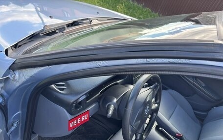 Nissan Almera, 2004 год, 300 000 рублей, 31 фотография