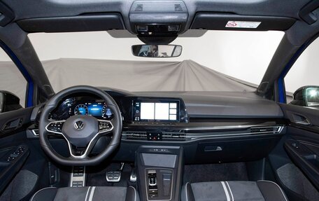 Volkswagen Golf VIII, 2022 год, 2 128 000 рублей, 5 фотография