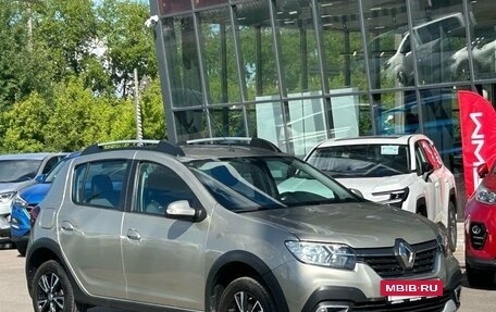 Renault Sandero II рестайлинг, 2020 год, 1 350 000 рублей, 2 фотография
