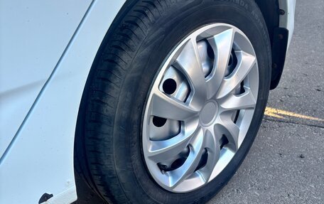 Hyundai Solaris II рестайлинг, 2011 год, 710 000 рублей, 6 фотография