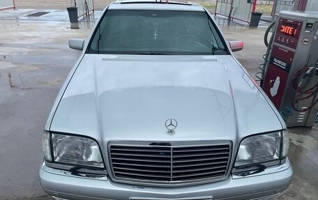 Mercedes-Benz S-Класс, 1997 год, 1 150 000 рублей, 1 фотография