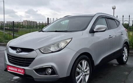 Hyundai ix35 I рестайлинг, 2010 год, 1 200 000 рублей, 1 фотография