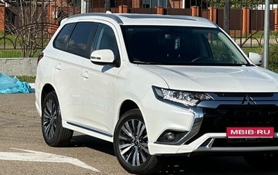 Mitsubishi Outlander III рестайлинг 3, 2022 год, 2 800 000 рублей, 1 фотография