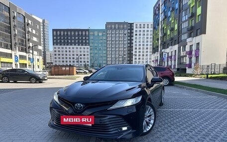 Toyota Camry, 2020 год, 1 995 000 рублей, 17 фотография