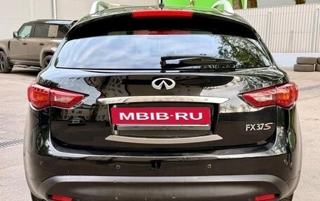 Infiniti FX II, 2011 год, 1 700 000 рублей, 19 фотография