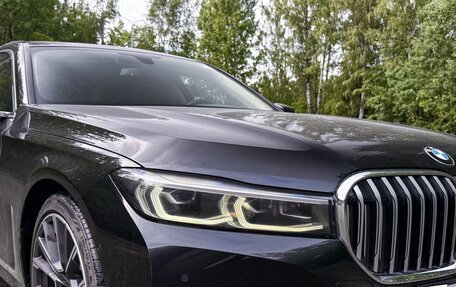 BMW 7 серия, 2019 год, 5 900 000 рублей, 2 фотография