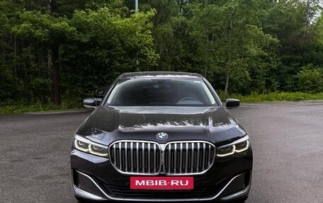 BMW 7 серия, 2019 год, 5 900 000 рублей, 10 фотография