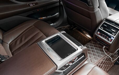 BMW 7 серия, 2019 год, 5 900 000 рублей, 23 фотография