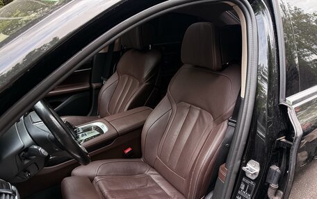 BMW 7 серия, 2019 год, 5 900 000 рублей, 31 фотография