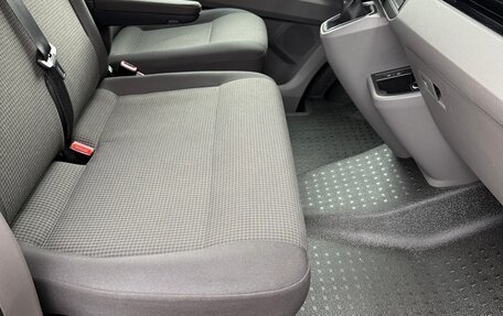 Volkswagen Transporter T6 рестайлинг, 2021 год, 3 790 000 рублей, 24 фотография