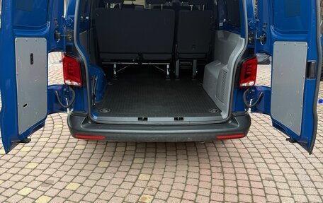 Volkswagen Transporter T6 рестайлинг, 2021 год, 3 790 000 рублей, 29 фотография